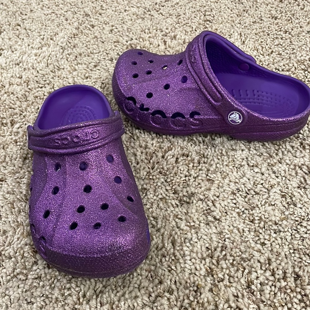 Crocs Slip-On Back Strap Slip on Purple Clog/Mule Youth Sz 3 Women’s Sz 5